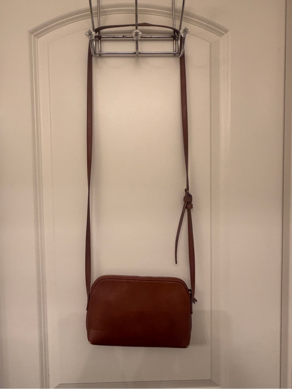 Universal Thread small tan bag - Picture 8 of 8